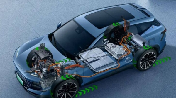 В Китае дебютировал новый гибридный кроссовер Jetour дешевле 2 млн рублей